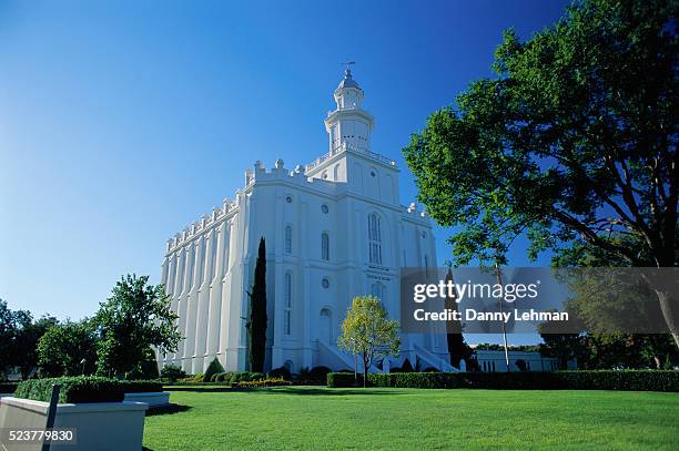 mormon temple - the church of jesus christ of latter-day saints stock pictures, royalty-free photos & images