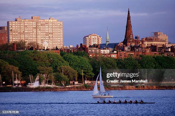 beacon hill and charles river - charles river stock pictures, royalty-free photos & images