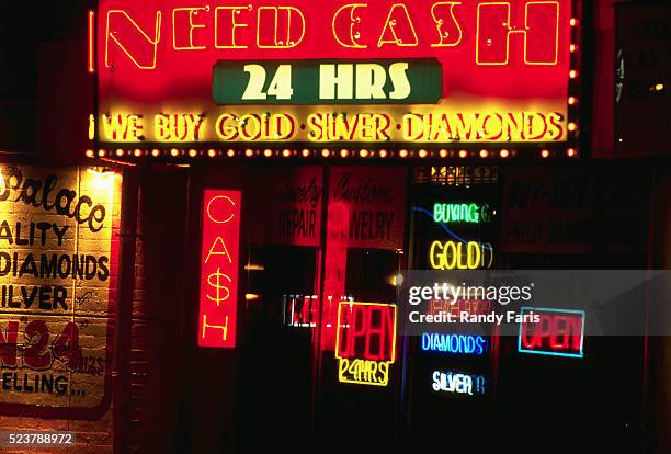 las vegas - pawnbroker stock pictures, royalty-free photos & images