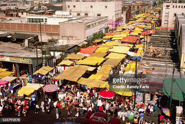 street market in mexico city - mexico stock pictures, royalty-free photos & images
