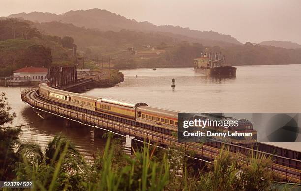 Panama Train Panama Railroad Photos and Premium High Res Pictures - Getty Images