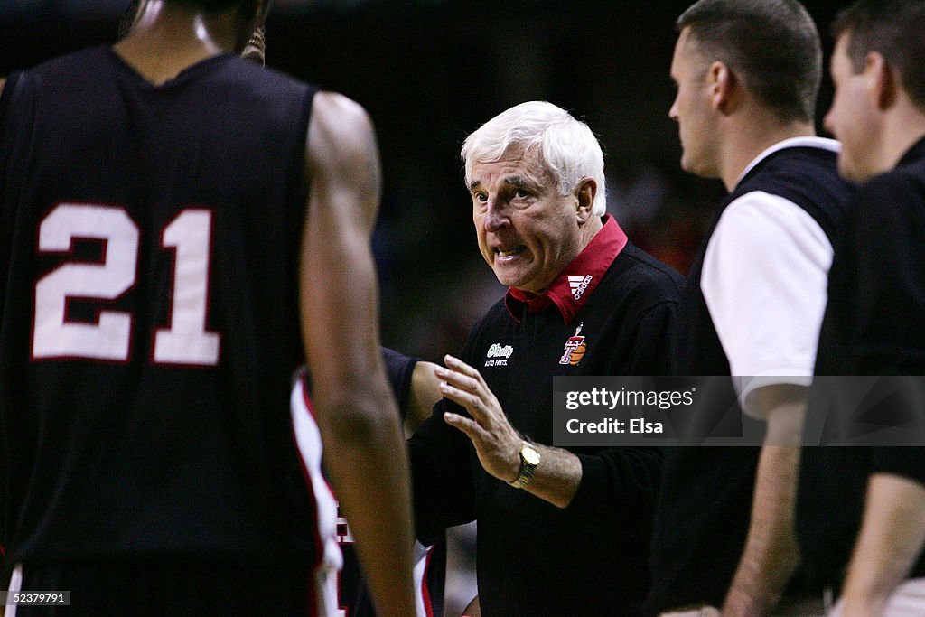 Texas Tech Red Raiders v Oklahoma Sooners