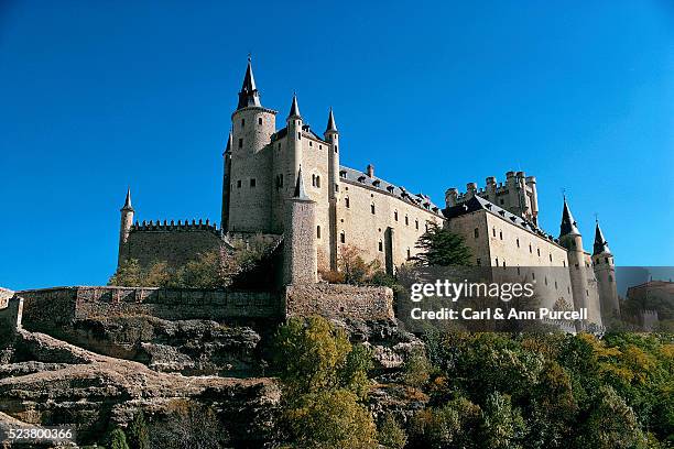 exterior of alcazar at segovia - alcazar castle stock pictures, royalty-free photos & images