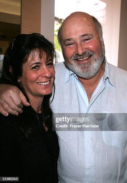Michelle Riner Rob And Michelle Reiner Photos and Premium High Res Pictures - Getty Images