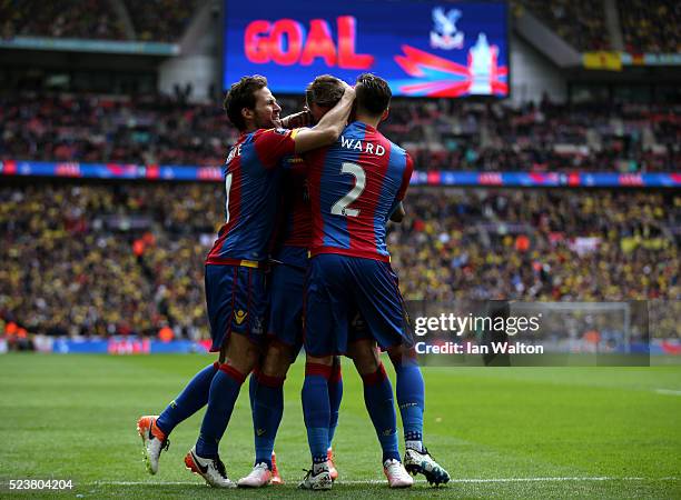 Connor Wickham of Crystal Palace celebrates with team mates as he scores their second goal with a header during The Emirates FA Cup semi final match...