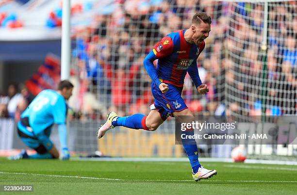 Connor Wickham of Crystal Palace celebrates after he scores to make it 2-1 during The Emirates FA Cup semi final match between Watford and Crystal...