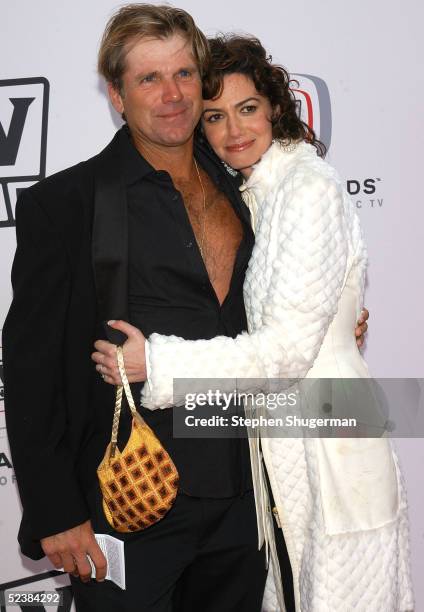 Actor Nels Van Patten and wife Nancy Valen arrive at the 2005 TV Land Awards at Barker Hangar on March 13, 2005 in Santa Monica, California.