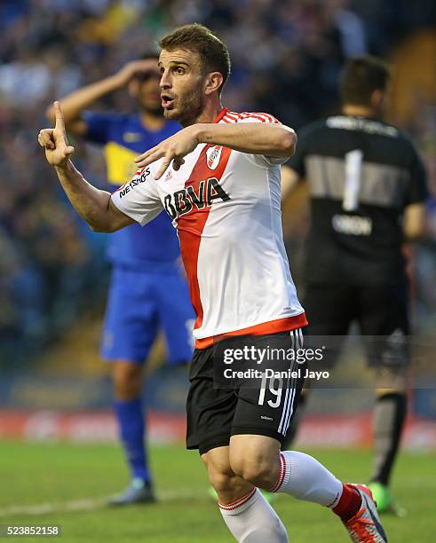Ivan Alonso of River Plate reacts after being called offside during a match between Boca Juniors and River Plate as part of Torneo Transicion 2016 at...