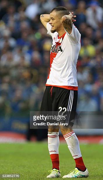 Andres D'Alessandro of River Plate reacts after missing a chance to score during a match between Boca Juniors and River Plate as part of Torneo...