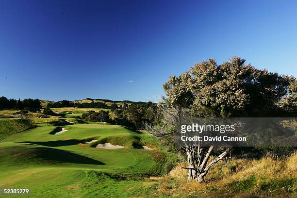 The 453 yard par 4, 7th hole at Cape Kidnappers, on January 07 in Hawkes Bay, New Zealand.