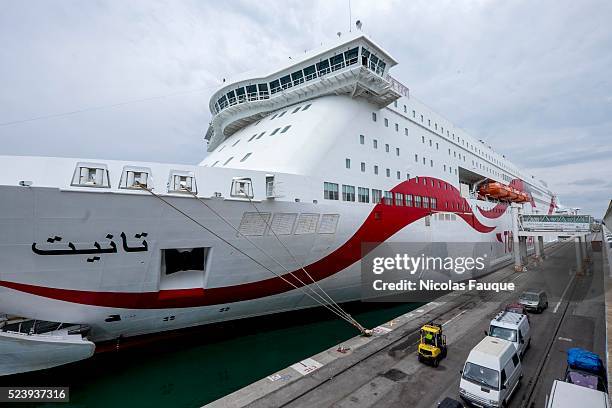 123 La Goulette Port Stock Photos High Res Pictures And Images 123-la-goulette-port-stock-photos-high-res-pictures-and-images