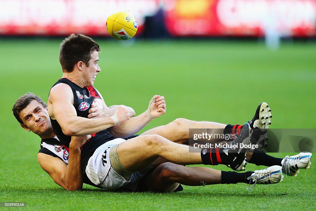 AFL Rd 5 - Collingwood v Essendon