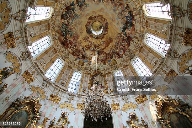 the interior of the cupola of ettal abbey, bavaria - oberammergau stock-fotos und bilder