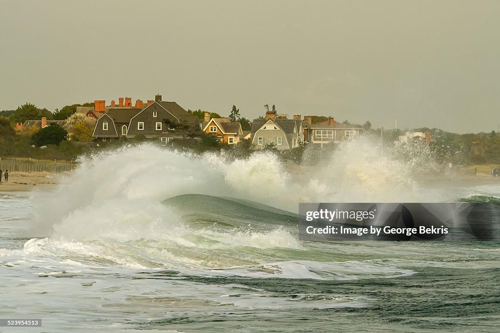 Crashing waves