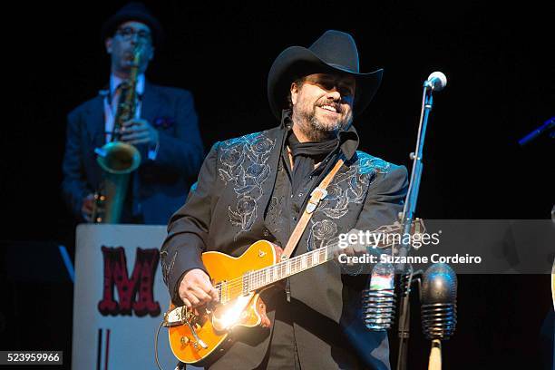 Musician/vocalist Raul Malo, Eddie Perez, Robert Reynolds, Paul Deakin, Nick Kane, Jerry Dale McFadden, Jaime Hanna, David Lee Holt, Ben Peeler of...