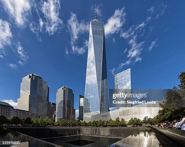 9/11 memorial and wtc 1 - 9 11 memorial stock pictures, royalty-free photos & images