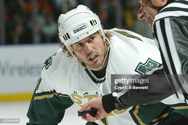 Player Mike Modano of the Dallas Stars. News Photo - Getty Images