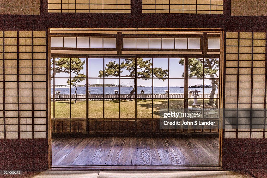 Tatami Room View of Hirobumi Garden at Nojima Koen -...