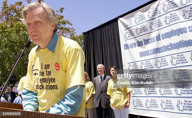 Andy Sun Microsystem Palo Alto City Hall Photos and Premium High Res Pictures - Getty Images