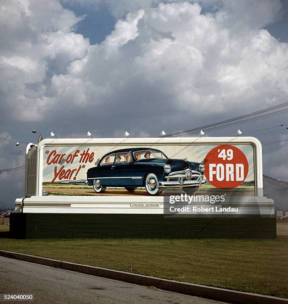 Ford Ranger Billboard Ford Advertisement Photos and Premium High Res Pictures - Getty Images