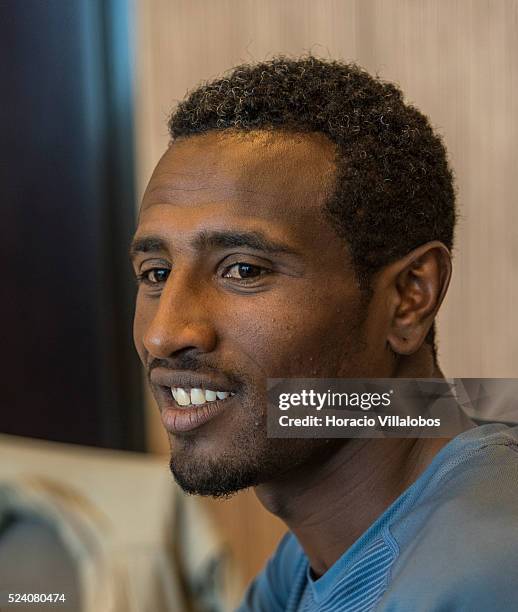 Ethiopian Sisay Lemma Kasaye, winner of the 34th Frankfurt Marathon, at the winners' press conference in Frankfurt, Germany, 26 October 2015, a day...