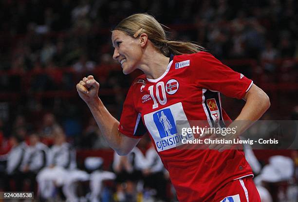 Gro Hammerseng during the 2007 Women's Handball World Championships.