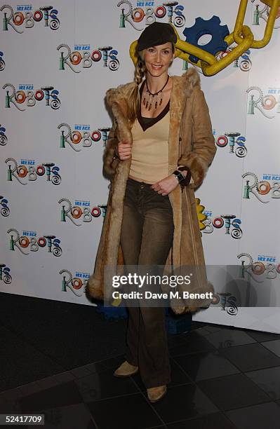 Lisa Butcher arrives at the UK premiere of the animated film "Robots" at Vue Leicester Square on March 14, 2005 in London.