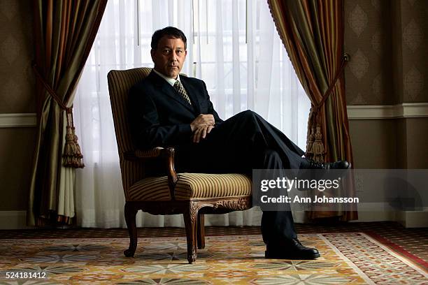 Sam Remy Film director Sam Raimi pose for photographs at the Four Seasons ...