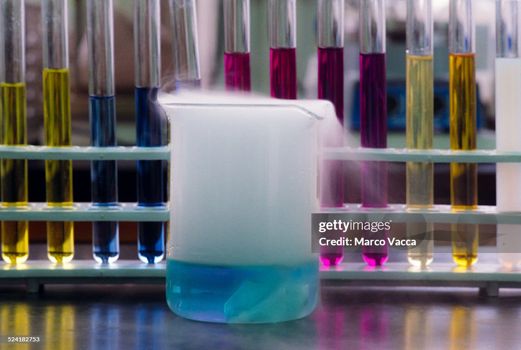 A chemical reaction in a labb