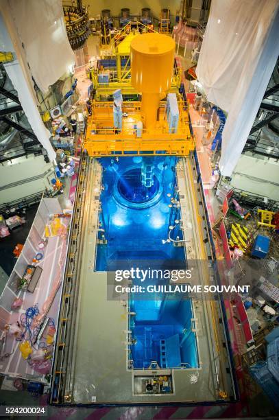 Loading Nuclear Reactor Rods 598 Nuclear Reactor Rods Stock Photos, High-Res Pictures, and Images ...