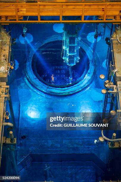Loading Nuclear Reactor Rods 154 Nuclear Control Rods Stock Photos, High-Res Pictures, and Images ...
