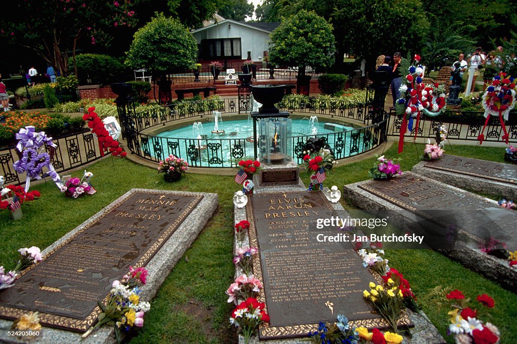 Elvis Presley's Gravesite
