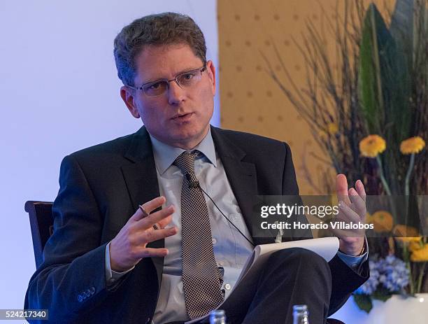 Brunner Professor Markus Brunnermeier Photos and Premium High Res Pictures - Getty Images