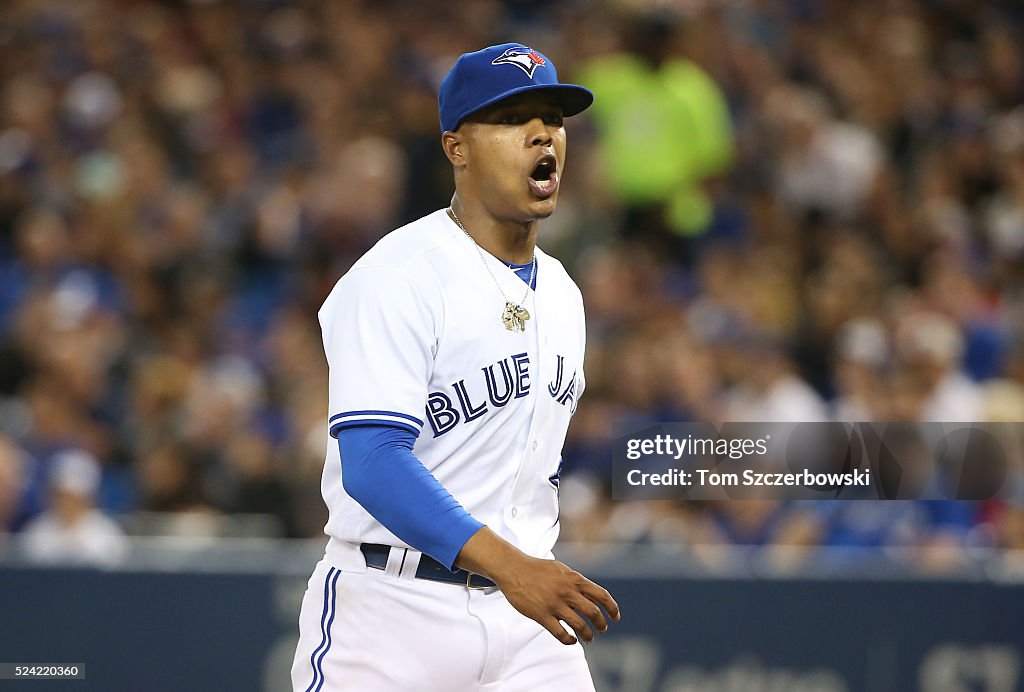 Chicago White Sox v Toronto Blue Jays