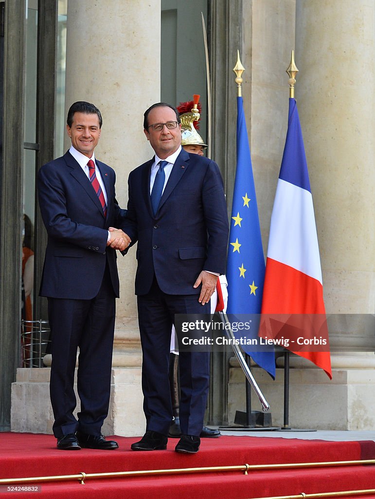 FRANCE - Fran��ois Hollande meets with Mexican President Enrique Pe��a Nieto