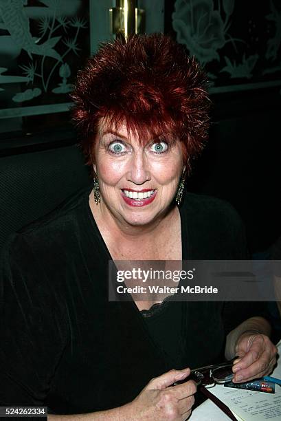 241 Marcia Wallace Photos & High Res Pictures - Getty Images