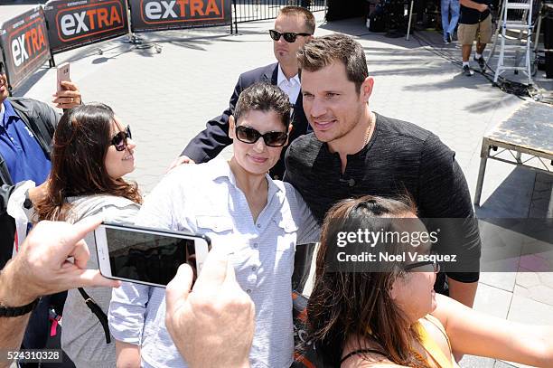 Nick Lachey of 98 Degrees visits "Extra" at Universal Studios Hollywood on April 25, 2016 in Universal City, California.