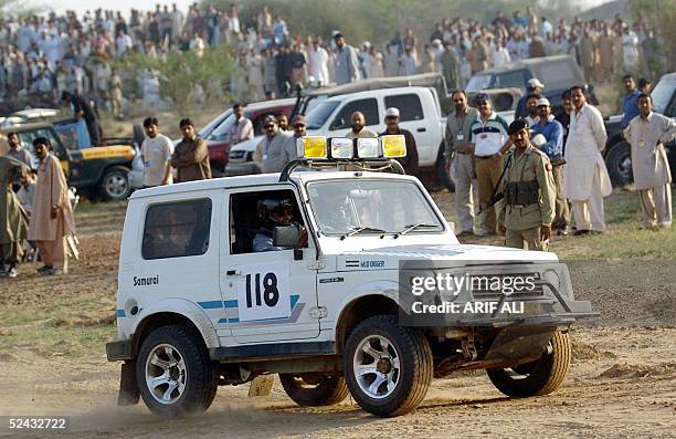 Pakistan Raja Driver The Punjab Tourism Development Corporation Photos and Premium High Res ...