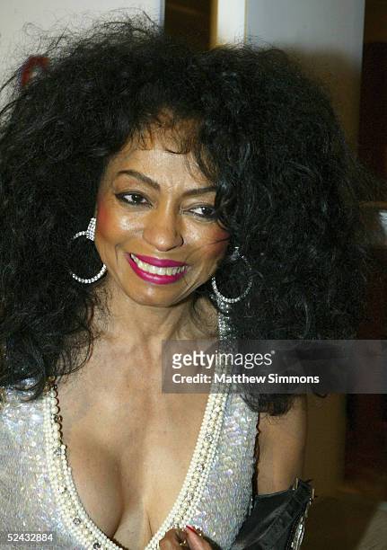 Singer Diana Ross arrives to City of Hope's "Rock the Runway" Benefit at H.D. Buttercup on March 15, 2005 in Culver City, California.