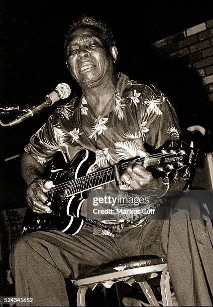 Blues original Honey Boy Edwards performs- 1988