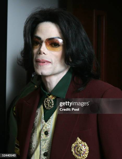 8 961 Michael Jackson In Court Stock Photos High Res Pictures and 8 961 Michael Jackson In Court Stock Photos High Res Pictures and