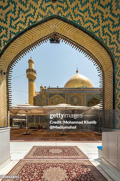 imam ali shrine in najaf - iraq - shrine of the imam ali ibn abi talib stock-fotos und bilder