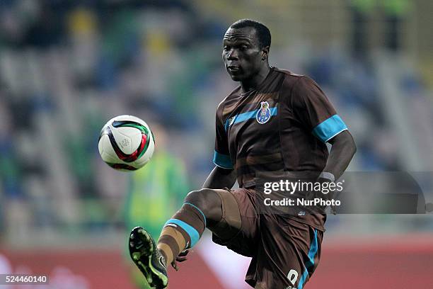 Porto's Cameroonian forward Vincent Aboubakar in action during the Premier League 2015/16 match between CD Tondela and FC Porto, at Municipal de...