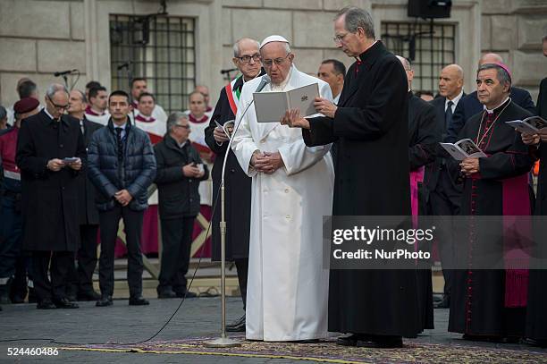 Pope Francis leads a prayer at the statue of Virgin Mary during the annual feast of the Immaculate Conception at Piazza di Spagna in Rome on December...