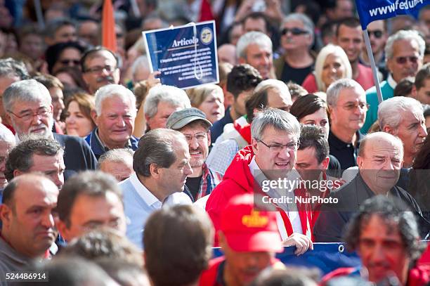 "We are healthy and robust constitution" the demonstration organized by trade unions and movements in defense of the Italian constitution. Photo:...