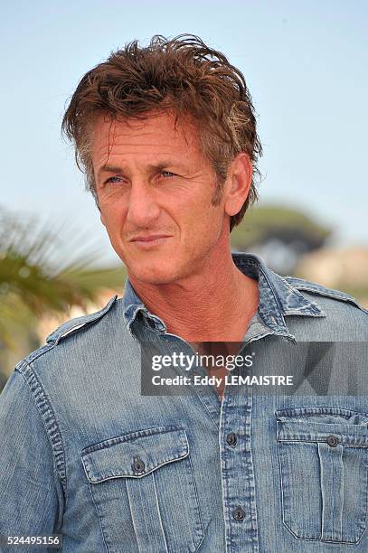 Sean Penn at the photo call for "This must be the place" during the 64th Cannes International Film Festival.