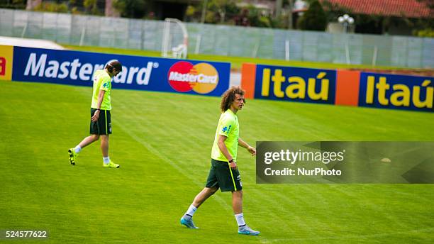 Players are warming this morning during preparation for the Copa America, which will be played in Chile from June 11. The Brazil debut on the 14th,...