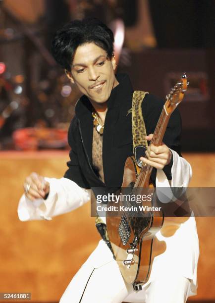 Musician Prince performs on stage at the 36th Annual NAACP Image Awards at the Dorothy Chandler Pavilion on March 19, 2005 in Los Angeles, California.