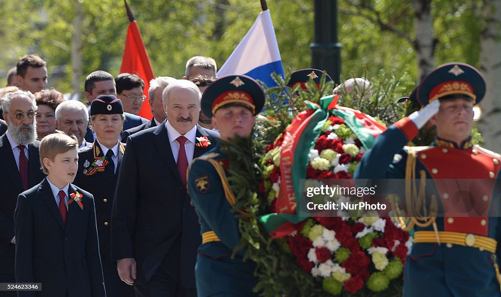 President Lukashenko arrives to Moscow to celebrate the Victory Day