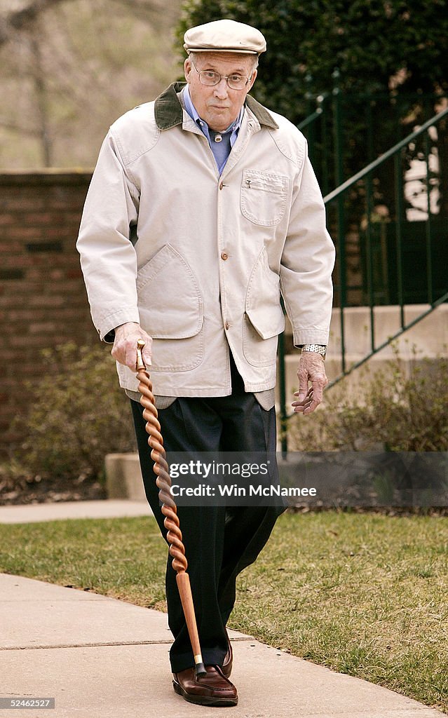 Scotus Rendquist U.S. Supreme Court Chief Justice William Rehnquist leaves his house ...